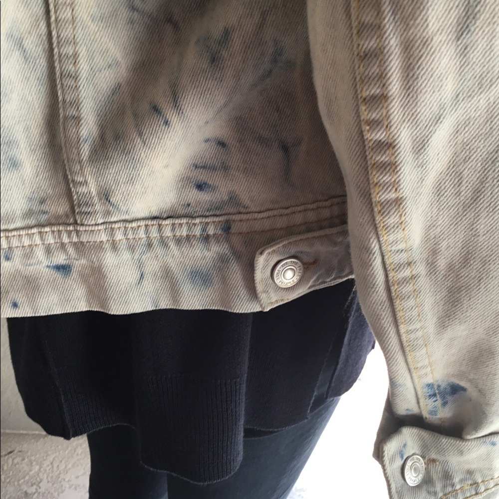 Nwt FREE PEOPLE‎ JONES TIEDYE BLUE DENIM JACKET - Picture 9 of 11